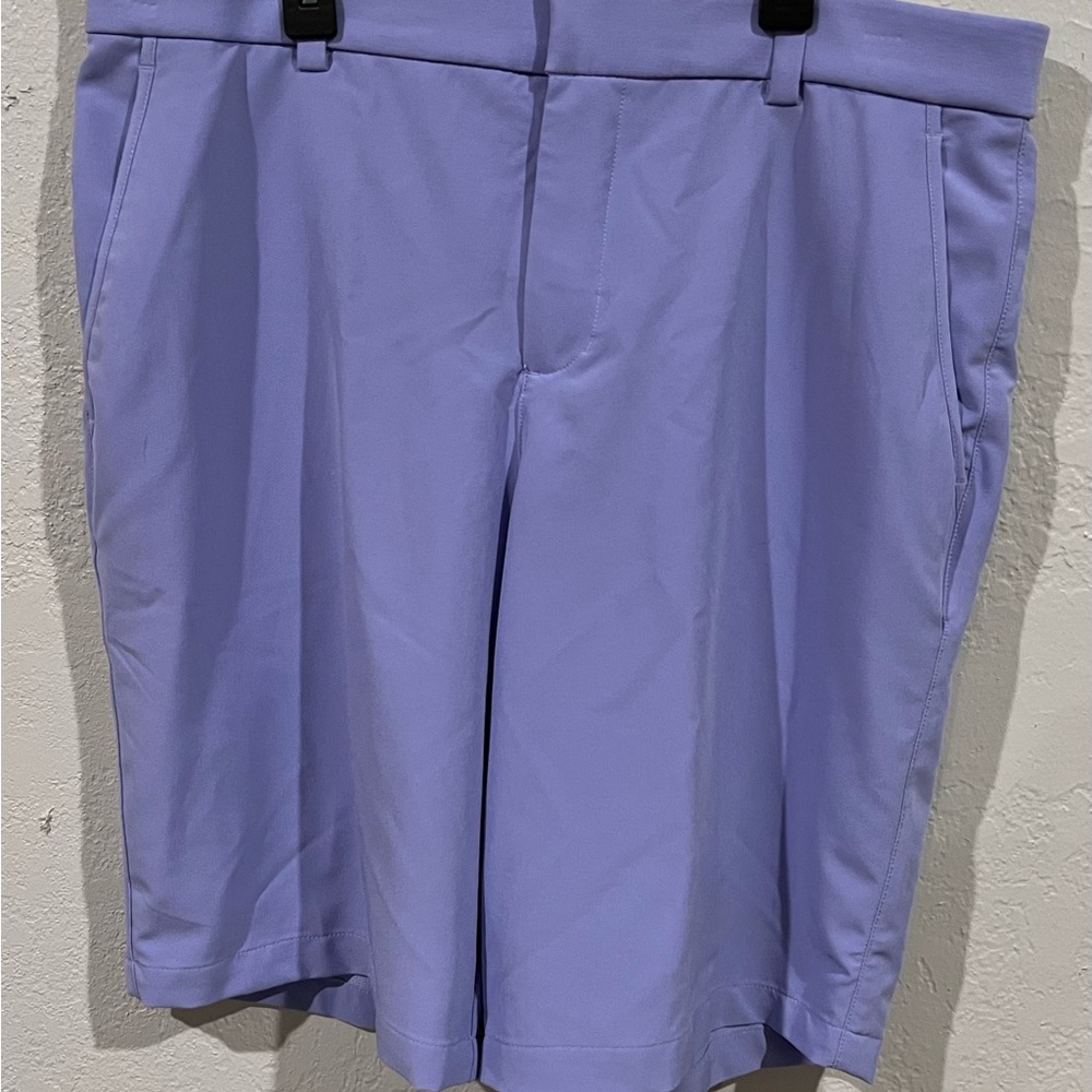 Brand New Men’s Nike Golf Shorts Size 34